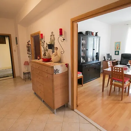 Apartment Leo Split Room photo